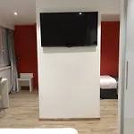 De La Paix 3*