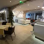 Hotel De La Paix 3*