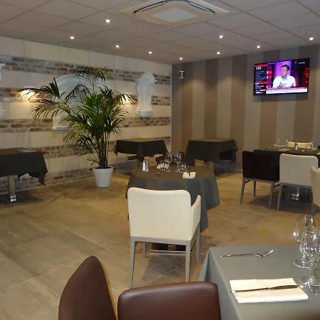 Hotel De La Paix Bapaume