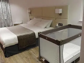 拉派克斯酒店 3* 巴波姆